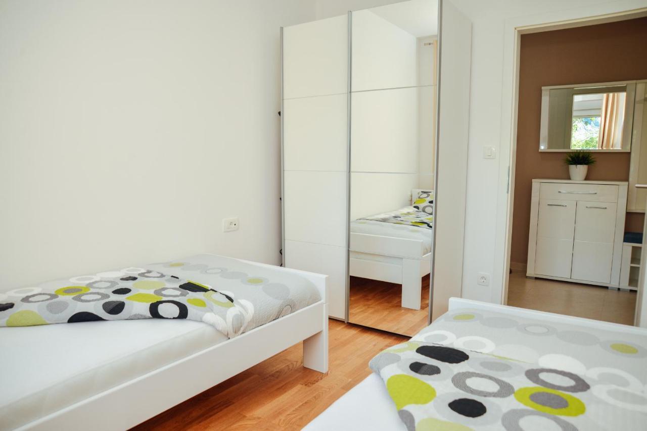 Ily Apartment With Sea View Kotor Eksteriør billede