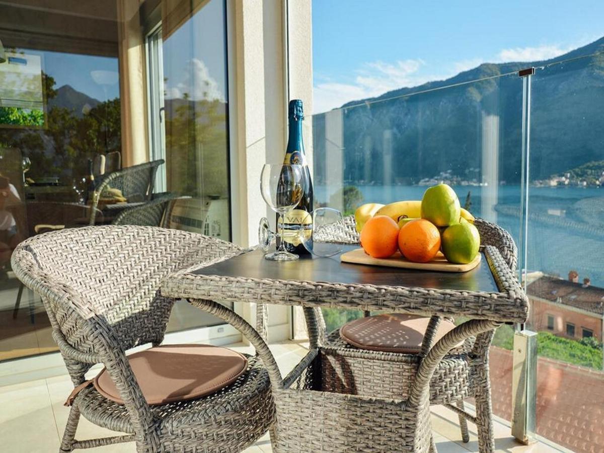 Ily Apartment With Sea View Kotor Eksteriør billede